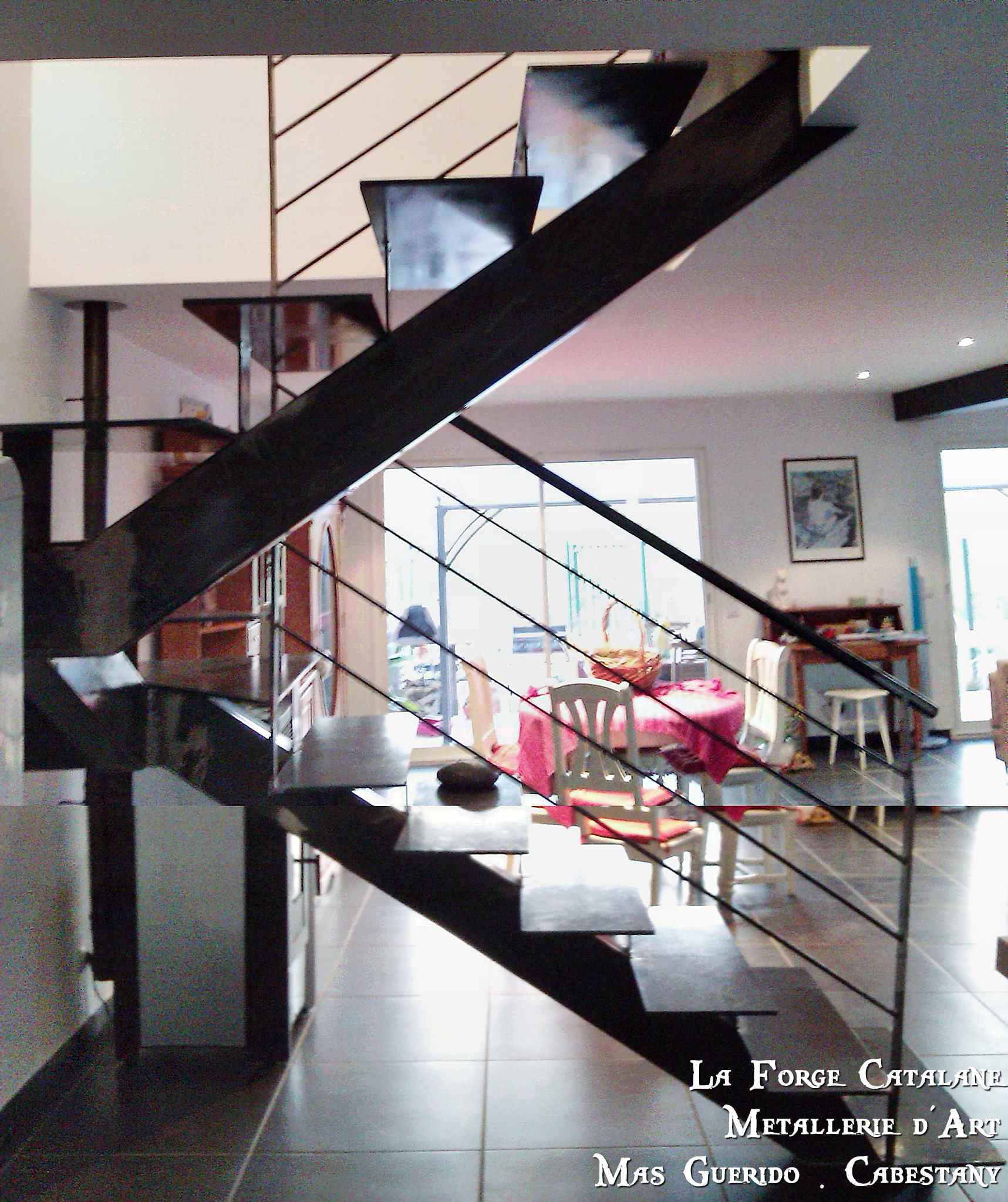 escalier limon central 4 forge catalane.jpg